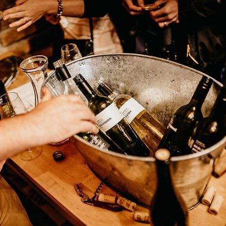 Vinny Sklep U Muhlbergeru Jaroslavice  Ngoại thất bức ảnh